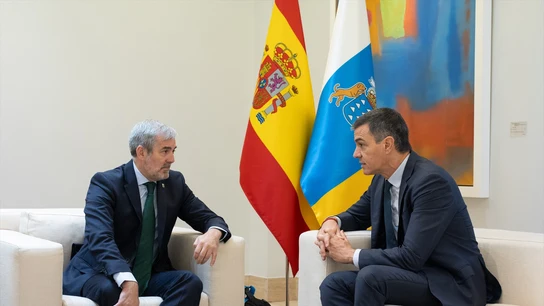 Sánchez y Clavijo se reunirán el próximo lunes en Lanzarote para hablar sobre migración, agenda canaria y presupuestos Sánchez y Clavijo se reunirán el próximo lunes en Lanzarote para hablar sobre migración, agenda canaria y presupuestos