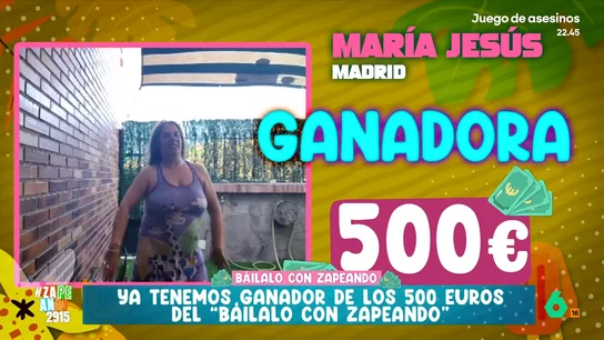 María Jesús consigue 500 euros bailando 'Espresso Macchiato', la divertida canción de Tommy Cash Nacho García ha sido el encargado de extraer de la urna el número ganador de la semana. Este correspondía a María Jesús, de Madrid, que no ha dudado en enviar un vídeo imitando el llamativo baile eurovisivo.
