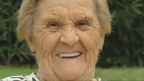 Rosa, la abuela 'influencer' que cumplirá su gran sueño con 85 años: viajar a Japón Rosa, la abuela 'influencer' que cumplirá su gran sueño con 85 años: viajar a Japón