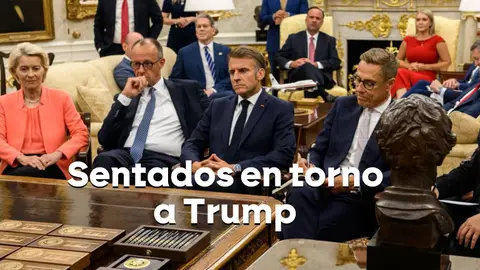 En esta ocasión, a diferencia de lo que hizo con el presidente ruso, no hubo alfombra roja ni honores militares. De hecho, tampoco salió al exterior del complejo residencial para recibirles, algo que solo hizo con Zelenski. En esta ocasión, a diferencia de lo que hizo con el presidente ruso, no hubo alfombra roja ni honores militares. De hecho, tampoco salió al exterior del complejo residencial para recibirles, algo que solo hizo con Zelenski.