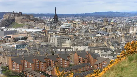 Panorámica de Edimburgo (centro histórico) Panorámica de Edimburgo (centro histórico)