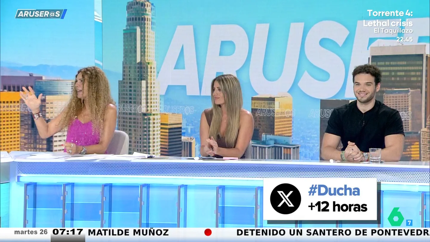 La 'pullita' de Angie Cárdenas tras conocer el ranking de los países que más se duchan: "Aquí hay algún 'guarrillo'" La 'pullita' de Angie Cárdenas tras conocer el ranking de los países que más se duchan: "Aquí hay algún 'guarrillo'"