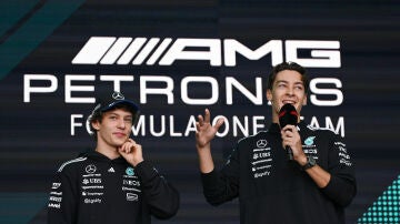 Kimi Antonelli y George Russell