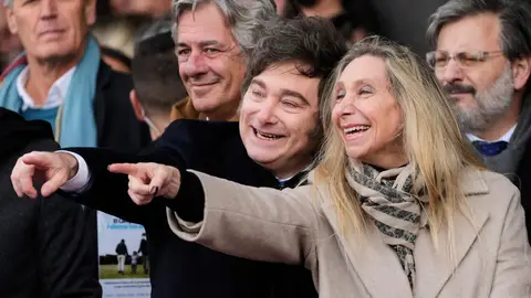 Javier Milei, junto a su hermana Karina durante un acto Javier Milei, junto a su hermana Karina durante un acto