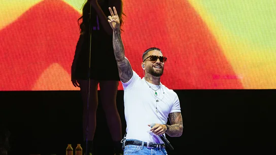 Maluma se tapa los tatuajes para a Bukele en un concierto en El Salvador: "Los colombianos tenemos muchísimo que aprender del país hermano" Imagen de archivo: El cantante colombiano Maluma se presenta en concierto en la Arena Monterrey el 13 de agosto de 2025 en Monterrey, México.
