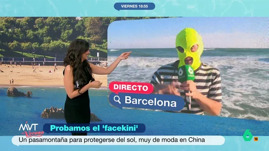 María Lamela se parte de risa al ver a Sergio López con un 'facekini': "Es un caco en Tomorrowland" El reportero se suma a una moda procedente de china: el 'facekini'. Este complemento es una especie de pasamontañas para la playa, utilizado para protegerse de las picadas de las medusas y del sol.