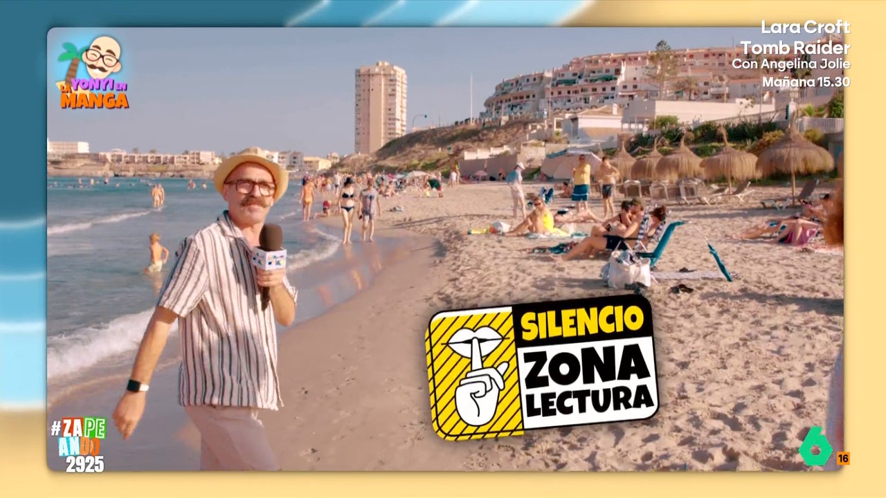Yonyi Arenas descubre una 'zona de lectura' en la playa de La Manga: "Igual que hay una para perricos, otra para lectores"