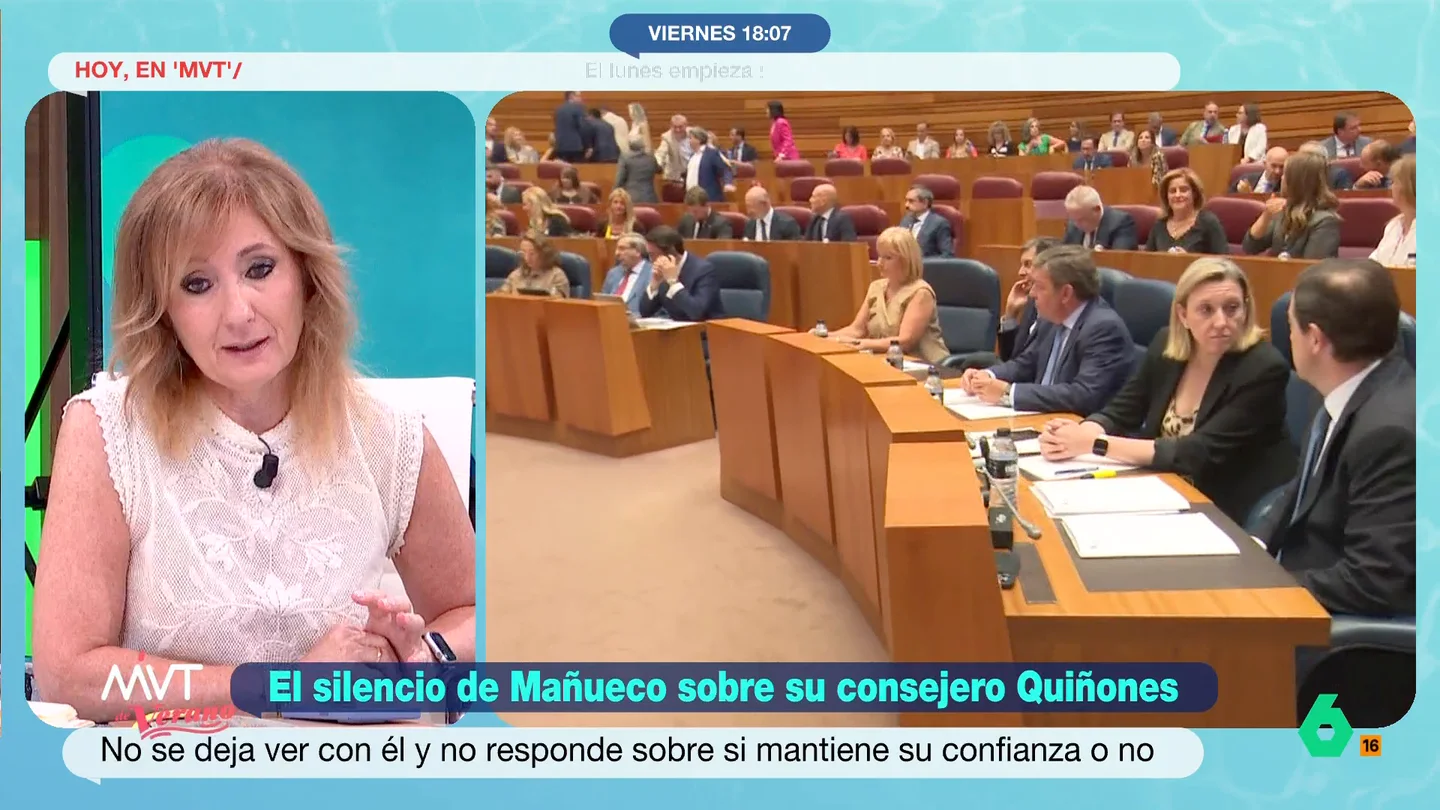 Mayte Alcaraz, sobre el consejero de Medio Ambiente de CyL, Juan Carlos Suárez-Quiñones: "Está absolutamente calcinado" El consejero y el presidente de la Junta de Castilla y León han entrado este viernes por separado a las Cortes. Además, a su salida, Mañueco no ha querido responder sobre si iba a cesar a Quiñones.