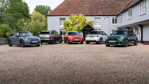 BMW convirtió al Mini en una marca por derecho propio y en uno de los coches más deseados de Europa Gama MINI