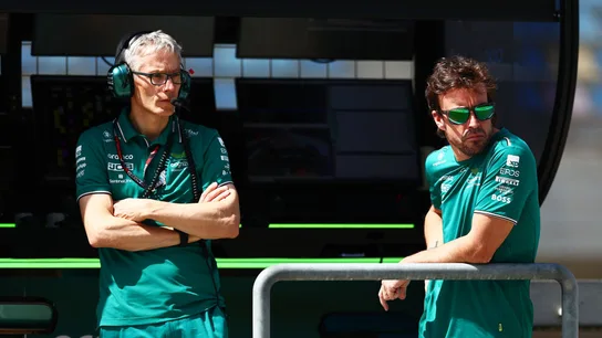 Fernando Alonso junto a Mike Krack Fernando Alonso junto a Mike Krack