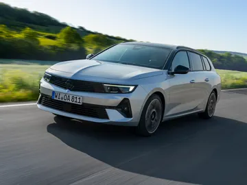 El Opel Astra Sport Tourer tiene enormes virtudes que la obsesión por los SUV no permite apreciar El Opel Astra Sport Tourer tiene enormes virtudes que la obsesión por los SUV no permite apreciar
