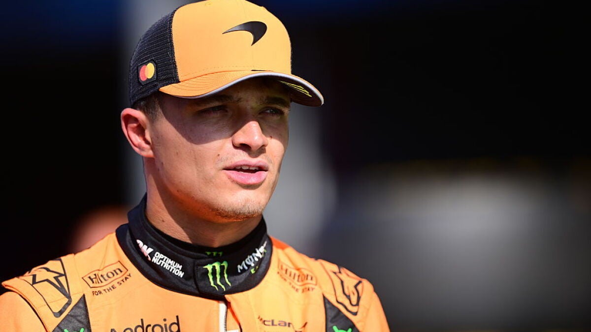 El agente de Lando Norris corta una entrevista por las preguntas sobre el reglamento de la F1: 