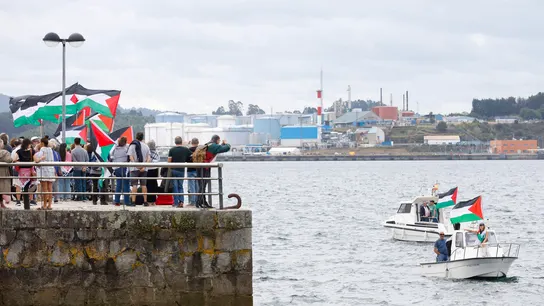 Varias localidades gallegas han mostrado su apoyo a la Global Sumud Flotilla que zarpa este domingo hacia Gaza Varias localidades gallegas han mostrado su apoyo a la Global Sumud Flotilla que zarpa este domingo hacia Gaza