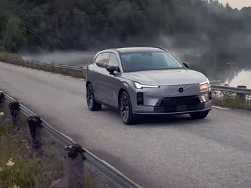 Aunque aquella época dominada por las formas muy rectas quedó atrás, la esencia Volvo todavía se aprecia en sus modelos actuales Aunque aquella época dominada por las formas muy rectas quedó atrás, la esencia Volvo todavía se aprecia en sus modelos actuales