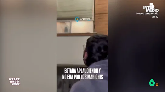 Contrata a unos mariachis para reconquistar a su exnovia y la pilla con otro en un 'momento íntimo' Un joven argentino decidía tener un gesto romántico con su expareja. Lo que no se esperaba, seguro, es que Valentina, su exnovia, estaba conociendo a otra persona. No te pierdas la reacción del chico en el vídeo principal.