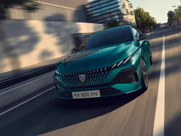 El nuevo Peugeot 308 recibe una actualización que destaca por un atractivo frontal El nuevo Peugeot 308 recibe una actualización que destaca por un atractivo frontal