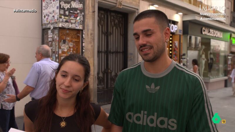 Un chico afirma que prefiere Netflix a sus suegros: "Tienen mucha personalidad, me asustan"