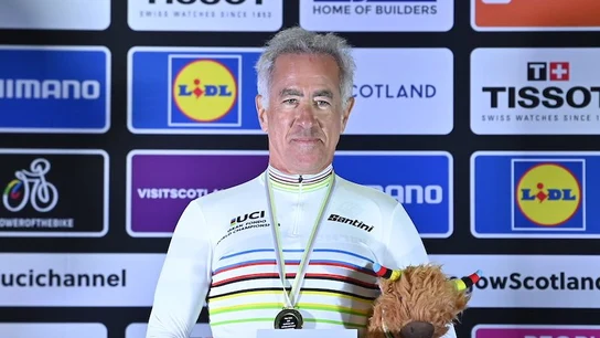 Sylvan Adams, el dueño del equipo israelí boicoteado en La Vuelta Sylvan Adams, el dueño del equipo israelí boicoteado en La Vuelta