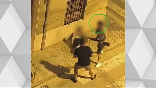En busca y captura el tirador de Alfafar (Valencia) cuyo cómplice ya se ha entregado a la Guardia Civil En busca y captura el tirador de Alfafar (Valencia) cuyo cómplice ya se ha entregado a la Guardia Civil