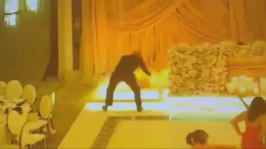 Un ladrón convierte en pesadilla la boda de una pareja en California al robar todos los regales Un ladrón convierte en pesadilla la boda de una pareja en California al robar todos los regales