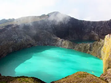 Kelimutu, en Indonesia Kelimutu, en Indonesia