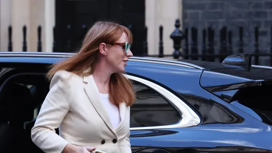 Angela Rayner, a su llegada a una reunión del gabinete en Downing Street Angela Rayner, a su llegada a una reunión del gabinete en Downing Street