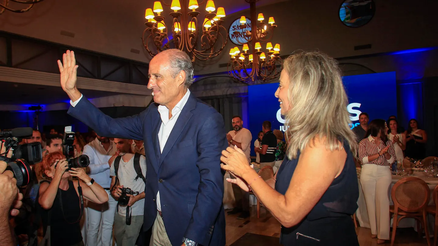 Francisco Camps, con Sonia Castedo Francisco Camps, con Sonia Castedo