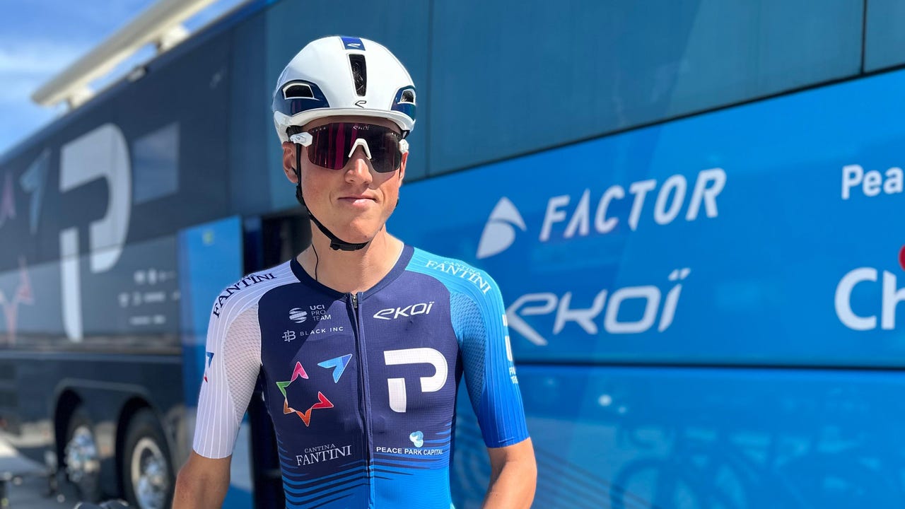 El Premier Tech borra la palabra Israel de sus maillots de La Vuelta para "priorizar la seguridad" de sus ciclistas