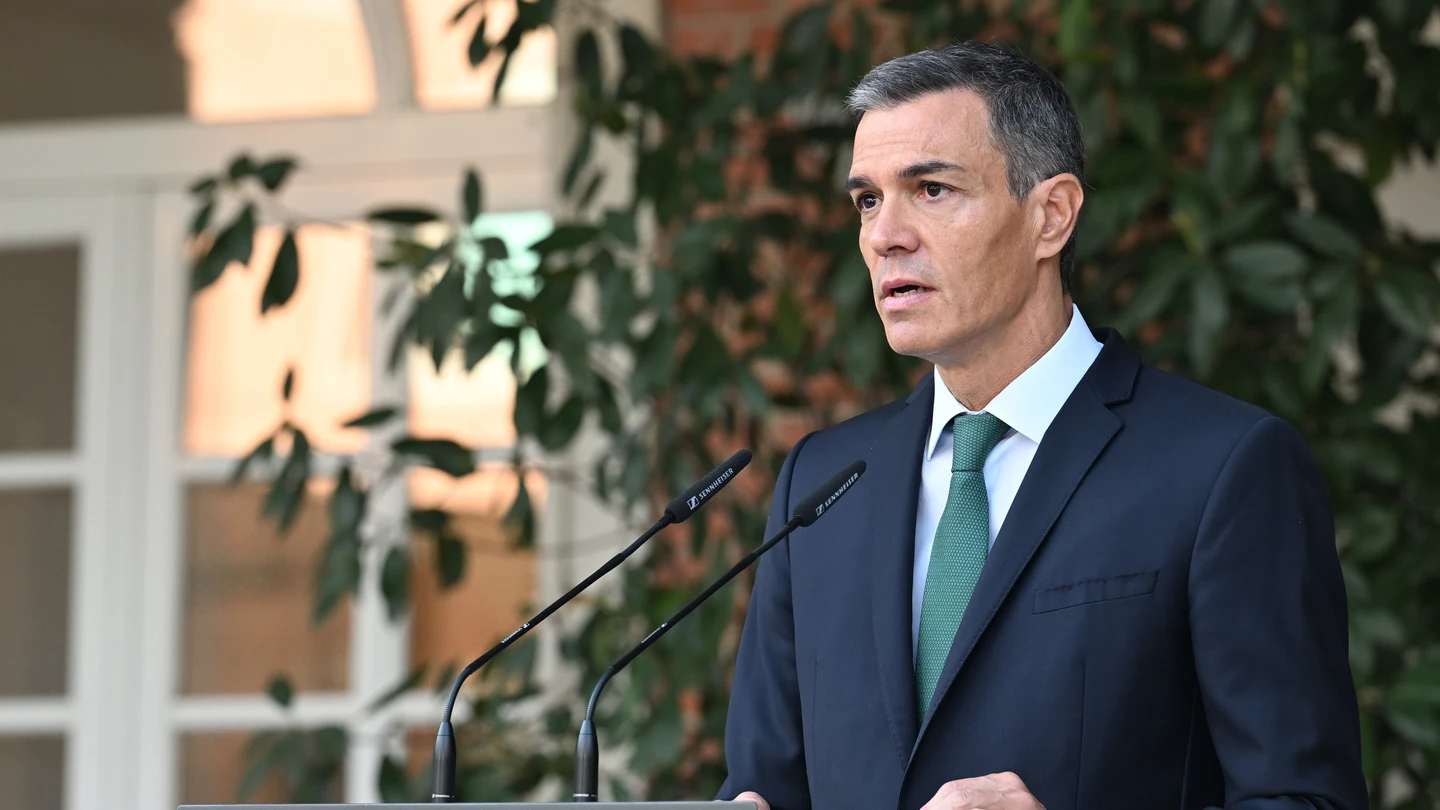 El presidente del Gobierno, Pedro Sánchez, durante su comparecencia este lunes en el Palacio de la Moncloa El presidente del Gobierno, Pedro Sánchez, durante su comparecencia este lunes en el Palacio de la Moncloa
