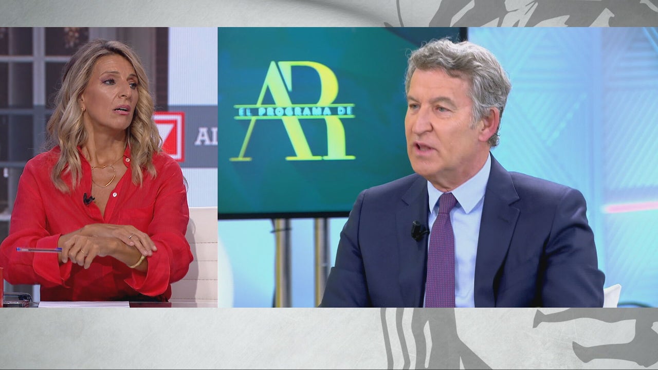 Las caras de indignación de Yolanda Díaz al escuchar a Feijóo acusar a Begoña Gómez de trabajar en lugares de prostitución: "Madre mía"