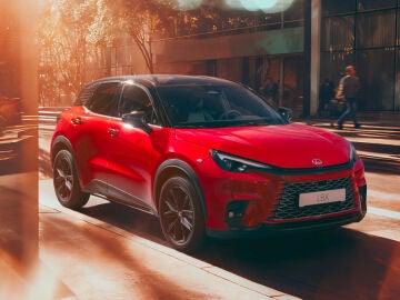 El Lexus LBX tiene pocos rivales en el mercado, es una propuesta realmente interesante 