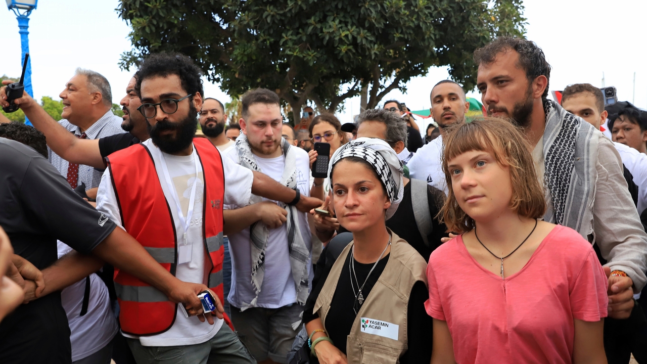Un dron ataca una embarcación de la Flotilla Sumud con ayuda para Gaza en el puerto de Túnez