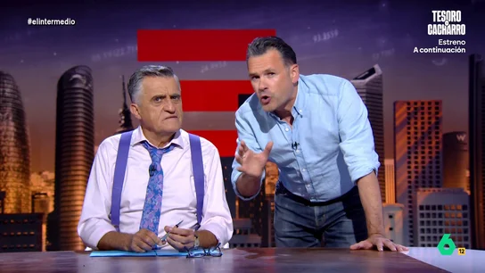 Iñaki López utiliza la oposición de Junts a la reducción de la jornada laboral para explicar 'Tesoro o Cacharro' El presentador irrumpe en el plató del programa para presentar el nuevo concurso de laSexta. 'Tesoro o Cacharro' se estrena este martes a las 22:45 h, justo después de El Intermedio.