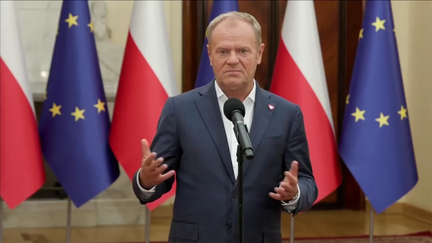 Polonia define la violación de su espacio aéreo como una "especie de preludio" a los próximos ejercicios militares de Rusia y Bielorrusia El primer ministro de Polonia, Donald Tusk