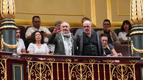 Pepe Álvarez y Unai Sordo, secretarios generales de UGT y CCOO, en la tribuna del Congreso Pepe Álvarez y Unai Sordo, secretarios generales de UGT y CCOO, en la tribuna del Congreso