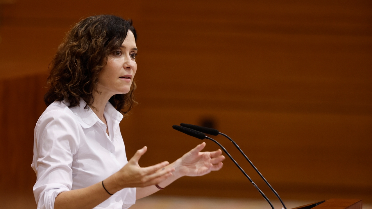 Ayuso justifica su negativa a acoger a menores migrantes de Canarias y sí a los refugiados ucranianos: "El refugiado sabes quién es y de dónde viene"