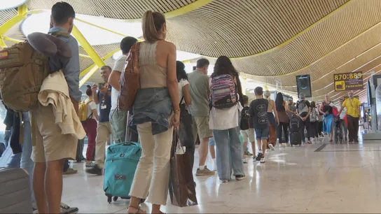 Colas en Barajas Colas en Barajas