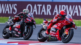 Marco Bezzecchi y Marc M&aacute;rquez