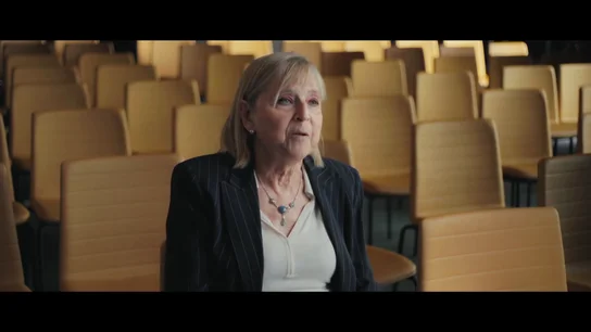 La indignación de Teresa, víctima del Alvia, cuando Catalá habló tras el accidente: "Con los cadáveres aún calientes, habla de los 'negocios de España'" La indignación de Teresa, víctima del Alvia, cuando Catalá habló tras el accidente: "Con los cadáveres aún calientes, habla de los 'negocios de España'"