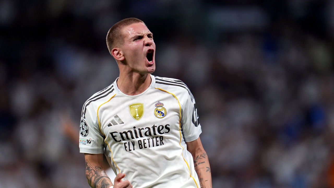 Si llega a meter eso se cae el Bernabéu: Mastantuono roza el gol 'maradoniano' ante el Marsella