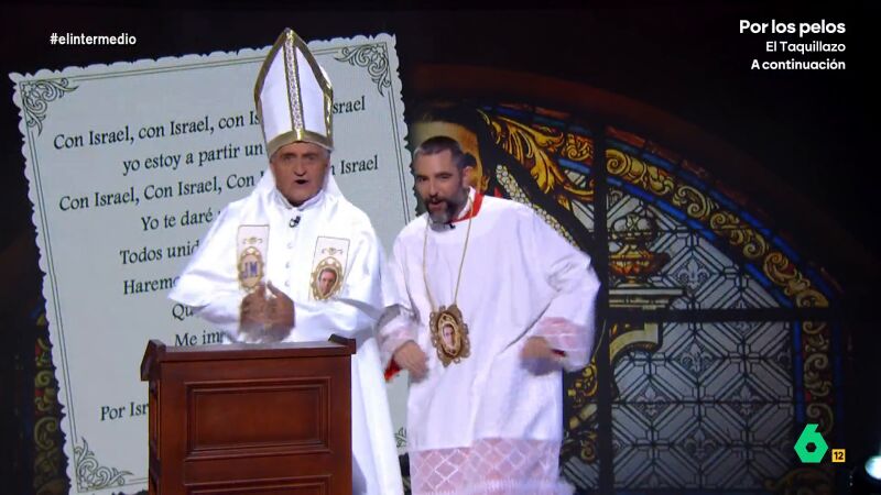 El cántico de la 'Iglesia Aznariana' para defender a Israel: "Que pasen hambre me importa un pijo, Netanyahu es el mejor"