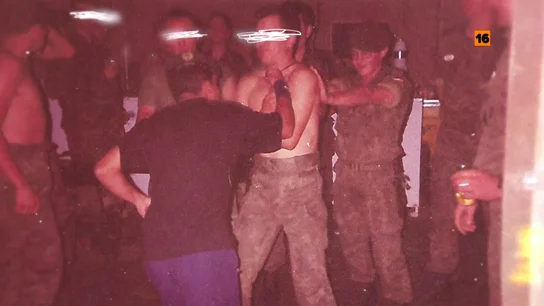 Los soldados de la gran fuga de 1994 rompen su silencio 31 años después en Salvados: "El primer día me dieron de hostias y de patadas" Los soldados de la gran fuga de 1994 rompen su silencio 31 años después en Salvados: "El primer día me dieron de hostias y de patadas"