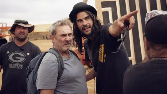 Sergi López y Oliver Laxe, en el rodaje de 'Sirât' Sergi López y Oliver Laxe, en el rodaje de 'Sirât'