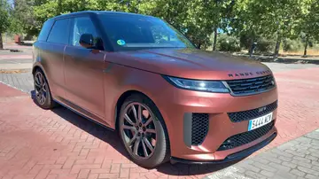 Range Rover Sport SV Carbon Range Rover Sport SV Carbon
