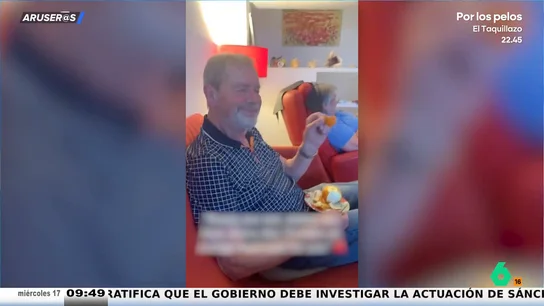 El entrañable detalle de amor diario de un yayo a su mujer: pelar las naranjas en forma de corazón El entrañable detalle de amor diario de un yayo a su mujer: pelar las naranjas en forma de corazón