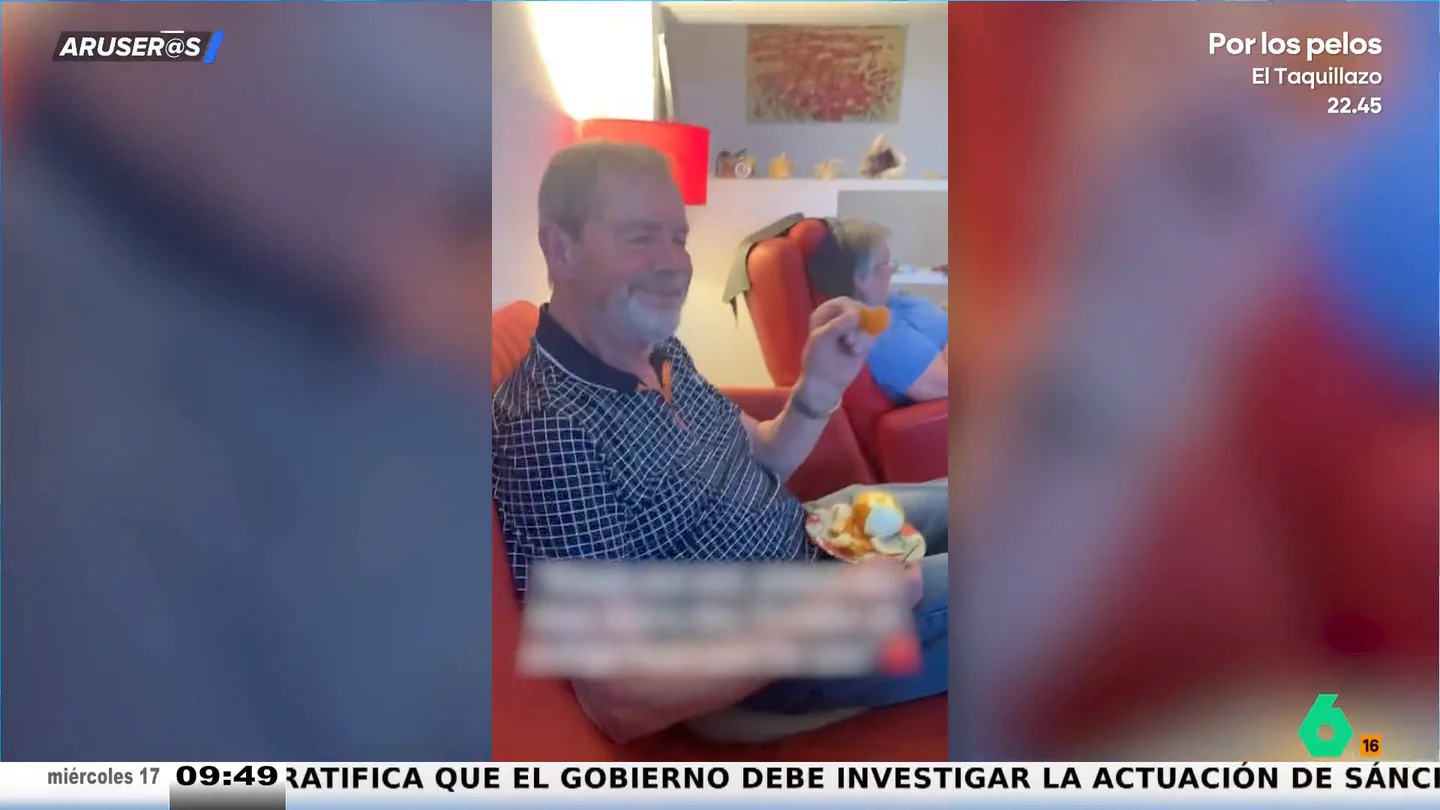 El entrañable detalle de amor diario de un yayo a su mujer: pelar las naranjas en forma de corazón El entrañable detalle de amor diario de un yayo a su mujer: pelar las naranjas en forma de corazón