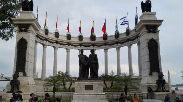 Hemiciclo de la Rotonda de Guayaquil