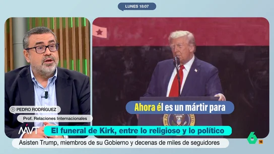 Pedro Rodríguez: "Hay feligreses que fueron a misa y oyeron menos hablar de Dios que en este mítin" El colaborador indica que en el acto se vio una "sobredosis de religión". Para Rodríguez, no se debería "introducir una sobredosis de religión en la política" ya que no es beneficioso para la democracia.