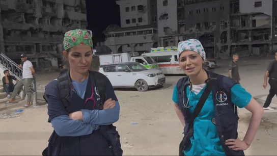 Médicos en Gaza denuncian la pesadilla que viven cada día: "Sabemos que podemos morir en cualquier momento" Médicos en Gaza denuncian la pesadilla que viven cada día: "Sabemos que podemos morir en cualquier momento"