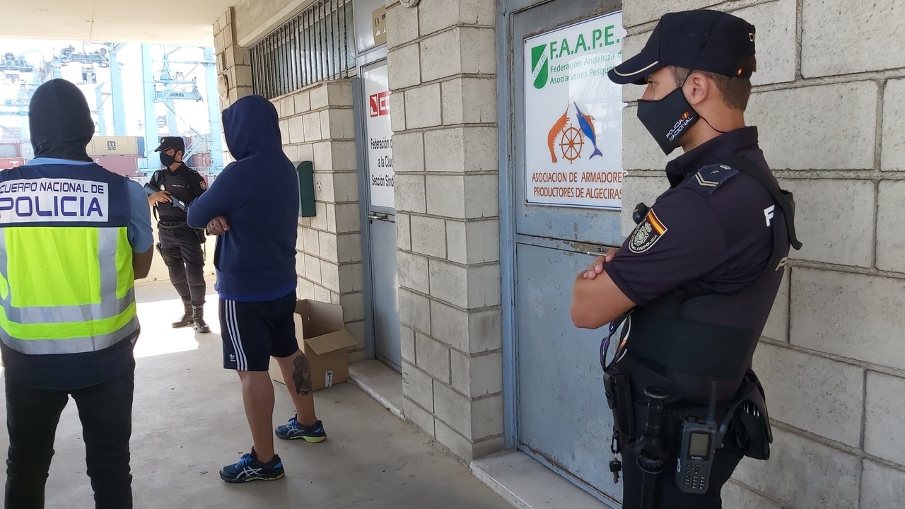 Más de 100 años de cárcel y seis marineros muertos: el juicio por el naufragio del Rúa Mar arranca con el armador en el foco